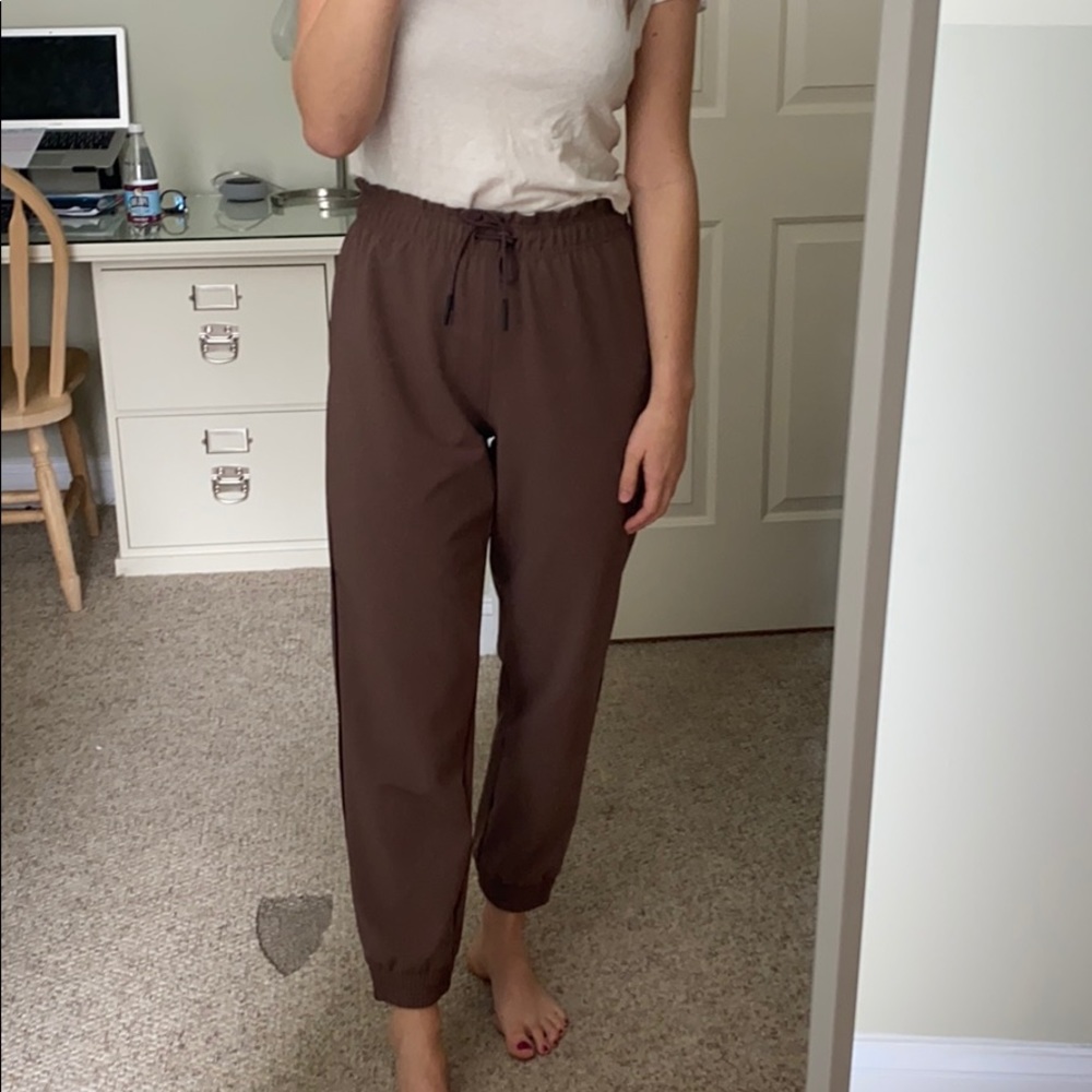 Athleta Metropolis Jogger, Brown - NWOT